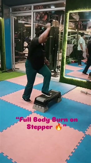 Stepper Cardio & Core Combo 🔥💪#stepper #cardio #core #fitness #shorts