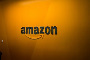 Amazon Testing Out System That Allows Customers To Pay By Scanning Their Hands