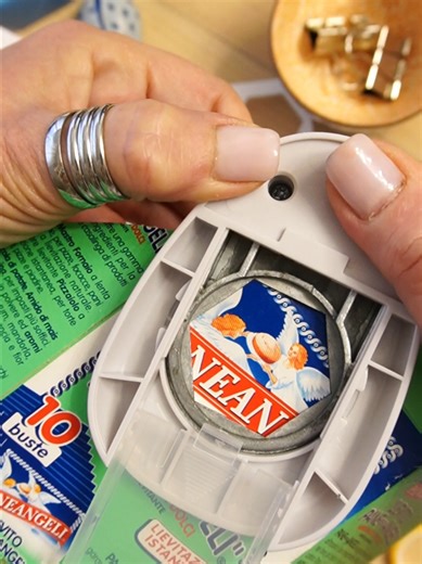 Day 1 of filling this hexagon journal! 📓 The sound of the punch is so satisfying. Watch me fill this grid. #junkjournal #day1 #paperpunch #sizzix #asmrjournal