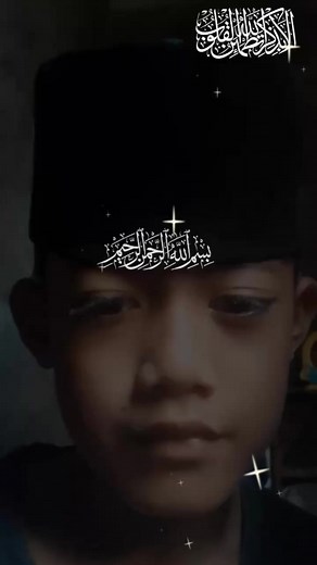 1.4M views · 29K reactions | Mlm jumat jangan lupa kirim hadiyah yo kepada ayahanda dan ibundanya masing" yo.doa bebas dibaca. #mlm #jumat #jangan #motivation #inspirasi #emotional #lupa #kirim #hadiah #pada #ayahanda #dan #ibunda #reels #anakdesa | Herdi Yansah | Facebook