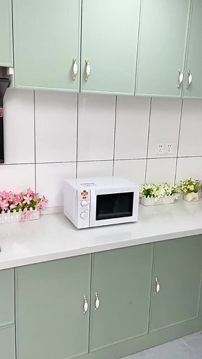 Modern Kitchen Microwave Use Tips and Cooking Techniques