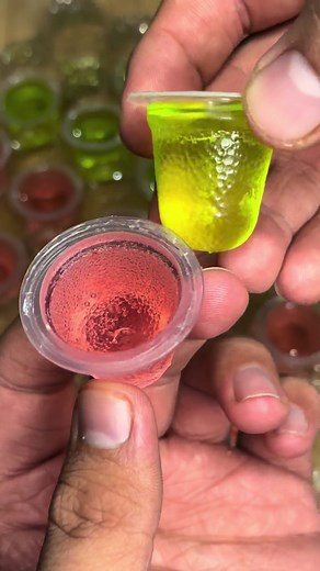 Cómo hacer gelatinas de Fourloko caseras
