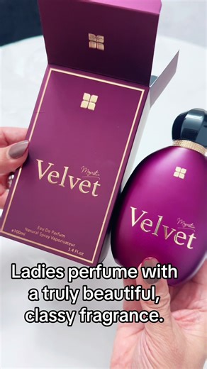 Elegant Ladies Perfume for Everyday Wear