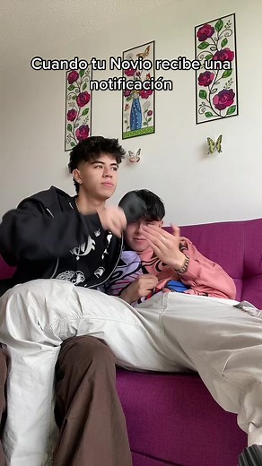 Notificación Inesperada de Mensajes | Dani y Andy