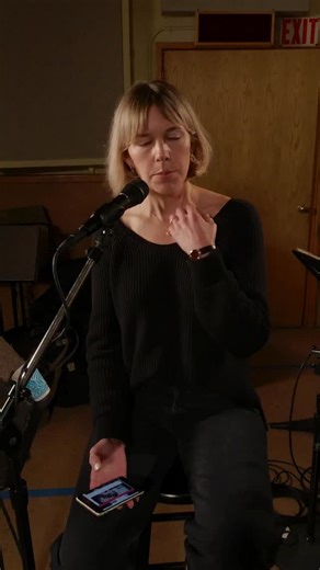 Oom pa pa, oom pa pa, oom pa pa… @jackconte @natalydawn @johncschroeder @elianabassist @bensnroses @athena_final_version.mov | Pomplamoose