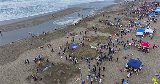 San Francisco's annual sandcastle contest draws thousands to Ocean Beach