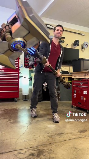 Complete Jayce Hammer V2 with Articulating Features