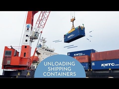 How a Shipping Container Being Unloaded / 海上コンテナの荷降ろし