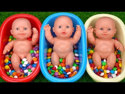 3 Rainbow Bathtub Surprise! CoComelon JJ and Baby Doll Ball Pit Challenge 🌈