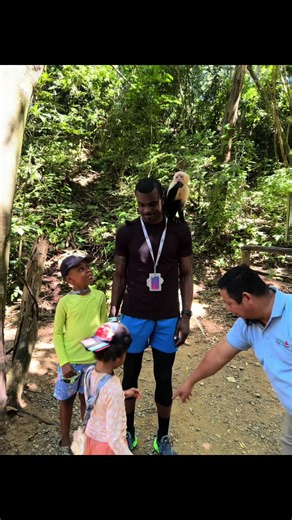 He wouldn’t do it unless I did it first. At least he didn’t get peed on by the monkey😒🤨