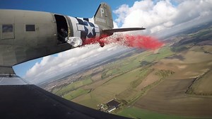 845K views · 21K reactions | As the nation fell silent to remember the fallen on Remembrance Sunday, a gentle shower of poppies fell over the famous White Cliffs of Dover. They were carried in a battle-scarred Second World War Dakota plane, which released the 750,000 poppies as it soared above the English coastline. Read more: https://bit.ly/2CxlVYY | ITV News | Facebook