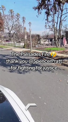 #palisadefire #fire #californiafire #spencerpratt #holywood