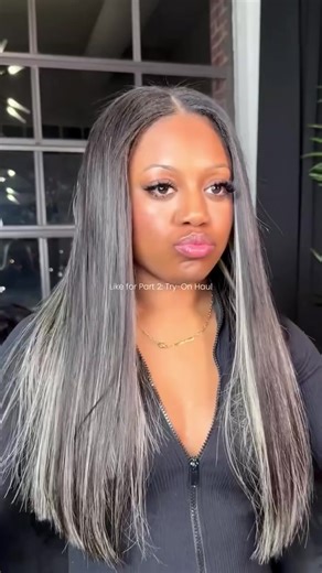 We are OBSESSED with U-Part wigs, and here’s WHY! ❄️ They’re super versatile, beginner-friendly, and ready to level up your look in seconds. Hair deets you NEED to know: • 22