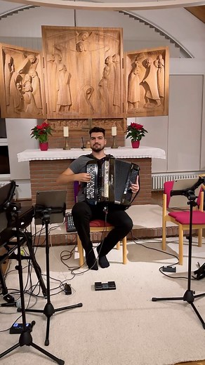 Jechał Kozak za Dunaj / Schöne Minka #akordeon #accordion #rolandfr8xb #akordeonista #accordionplayer | Michał Cholka