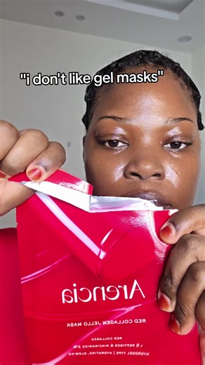 Revitalize Your Skin with Arencia Red Collagen Jello Mask