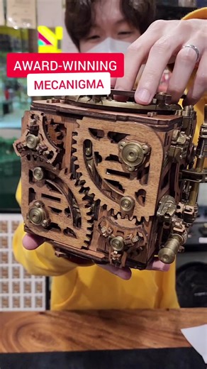 Replying to @zyrenft award-winning mecanigma steampunk puzzle box. gawa sa 543 pieces at inabot ng higit 50 oras para mabuo to! how to open the puzzle box #runitdecks eto yung unboxing: @RunIt Decks | Cards & Puzzles