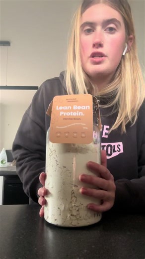 I was not expecting the jar to be that big lmaoooo @Nothing Naughty