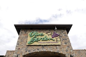 Olive Garden is returning to Ontario and the first GTA location opens this summer