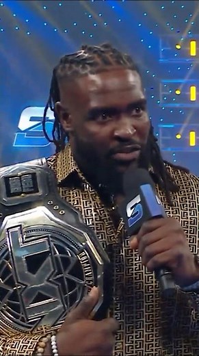 Oba Femi steps to Cody Rhodes