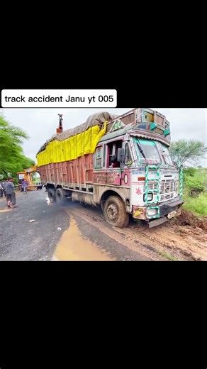 crane machine Power truck accident Janu yt 005 #viral song short# subscribe