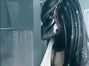 Alien vs Predator: Bathroom Edition -rabittooth | Geek Club