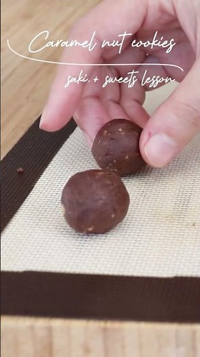 ザクザク！キャラメルナッツクッキー【Caramel nuts cookies】の作り方！ #recipe #sakiplus #お菓子作り #パティシエ #クッキー #キャラメルナッツ