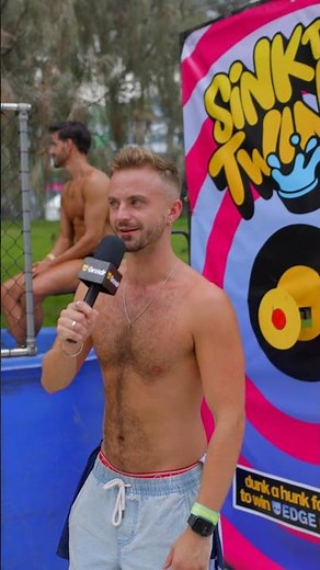 looking4👀? #grindr #mightyhoopla #sydney