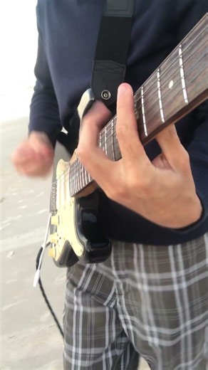 Another One Bites the Dust – Queen | Live Loop Tutorial