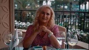 Ne nje interviste ekskluzive per emisonin e veres “Me Ty”, se bashku me Edita Dolin, Shyhrete Behluli, flet per femijerine, martesen dhe karriereren e saj! Ajo per here te pare po ashtu intervistohet edhe nga burri i saj Luli! | RTV Dukagjini