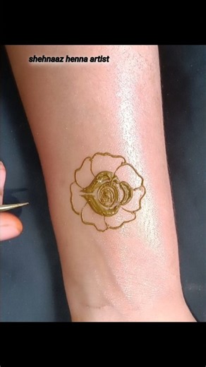 simple and easy henna flower tutorial 😍 do subscribe like comment