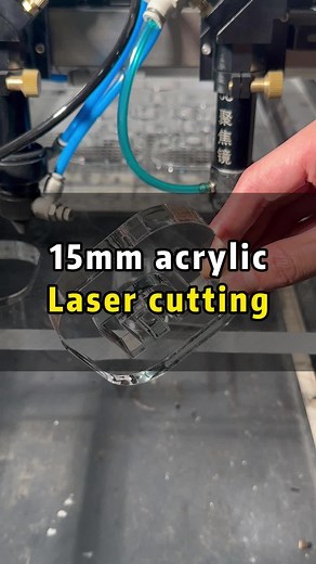 Using laser to cut a 15mm acrylic car logo#lasercutting #acrylic #xiaomi