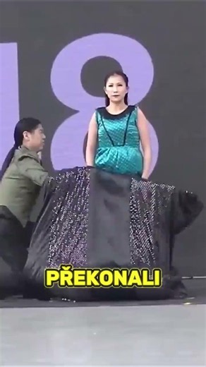 Nejvíc Převleků Za Jednu Minutu #guinnessbookrecord