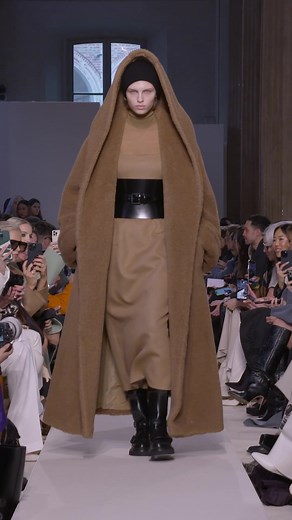 A modern take on eighteenth century romance and vibrance. Experience the #MaxMaraFW23 show.
