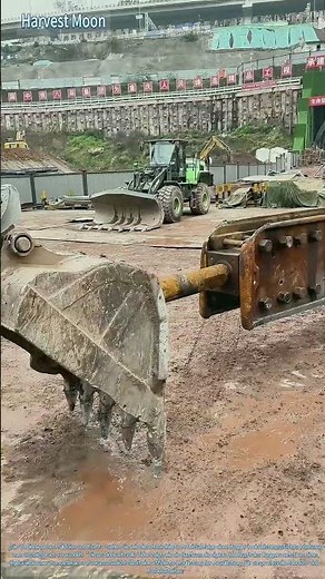 Wechsel von Anbaugeräten für Bagger! Montage eines Hydraulikbrechhammers