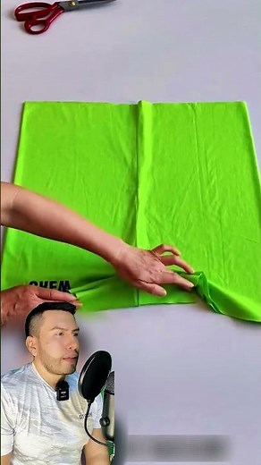 Never throw away your old t-shirts after seeing this 🚫🤯 #trending #hacks