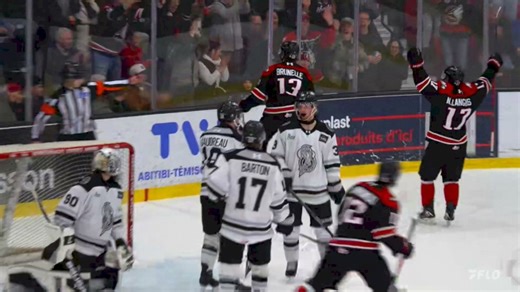 Benjamin Brunelle tucks one home at the net front to give Rouyn-Noranda the lead in game 7