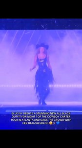 I thought the outfit was blue 😭😂 | Whó Mè