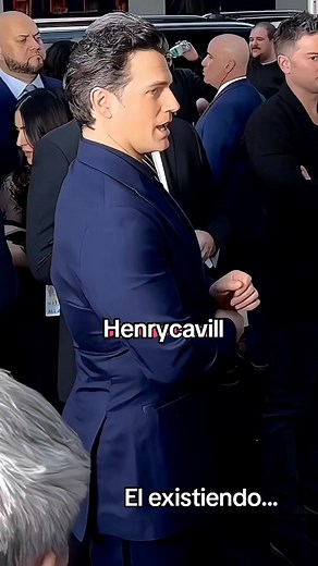 Henry Cavill, Actor Británico: Edits, The Witcher, y Más
