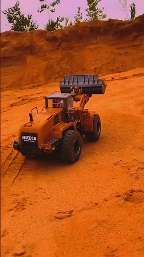 RC Loader Showdown: Putting it to the Test on a Mini Construction Site