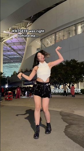 I just realized 😨 #katseye #gnarly #trending #dance #kpop #concert #beautifulchaos
