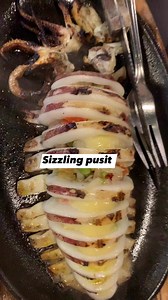 Sizzling pusit #GrilledPusit #squidrecipe #pusit #PusitLover #fbyシviral #fbyシ #fbyシvideo #fbyシreels #fbyシfb #fbreelsfypシ゚viral #fbreelsvideo #fbreels23 #fbreels #fbreelsviral #FBReelStar | Ruth Anne Quebral
