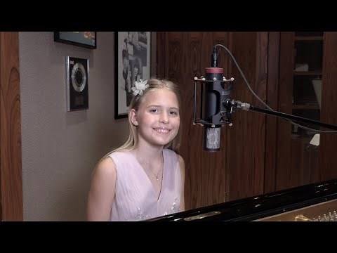 Elvis Presley - If I can dream (Piano cover by Emily Linge)