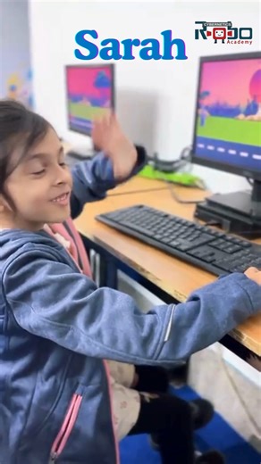 🌈𝑶𝒖𝒓 𝒍𝒊𝒕𝒕𝒍𝒆 𝑲𝒊𝒅𝒔 𝑪𝒐𝒎𝒑𝒖𝒕𝒊𝒏𝒈 𝒔𝒕𝒂𝒓𝒔 𝒂𝒓𝒆 𝒕𝒖𝒓𝒏𝒊𝒏𝒈 𝑷𝒐𝒘𝒆𝒓𝑷𝒐𝒊𝒏𝒕 𝒊𝒏𝒕𝒐 𝒑𝒖𝒓𝒆 𝒎𝒂𝒈𝒊𝒄.✨ 🎬With cute animations and creative ideas, they’re building slides that look just like real-life scenery. 💖So much excitement, imagination, and big smiles and tiny hands creating BIG wonders. #cyberneticsroboacademy #kidscomputing #edtech #Sylhet | Cybernetics Robo Academy