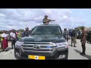 RAIS DKT. MAGUFULI AKIWA NJIANI KUELEKEA JIJINI DODOMA