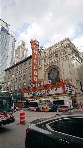 Quick Tour of Beautiful Chicago in 15s 🚀