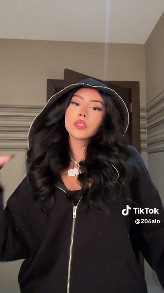 Exploring the Alo-206alo Dance Trend with Junior H.