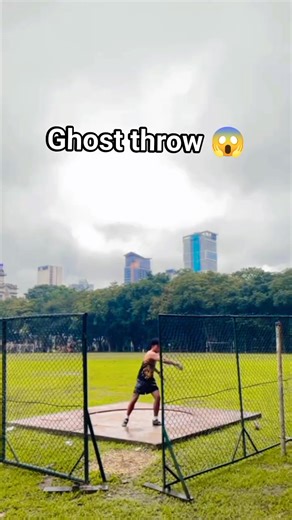 Halloween Throw! #discusthrow #USToday #followersreelsfypシ゚viralシfypシ゚viralシ | Latagaw Brothers