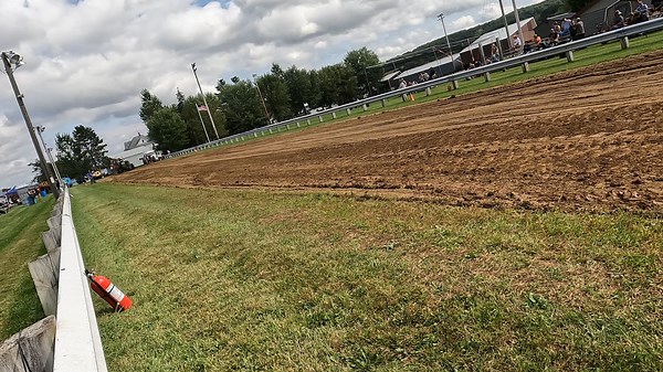 John Deere 4230 | Farm Stock Tractor Pullers