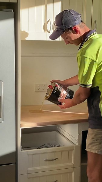 Kitchen bench ronovation 🪵 #fyp #foryoupage #kitchen #ronovation #timber