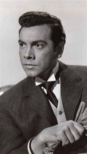 “Be My Love” - Mario Lanza’s first Gold Record recorded June 27th 1950. #opera #singer #mariolanza #italian #music #usa | Klassics Music Management